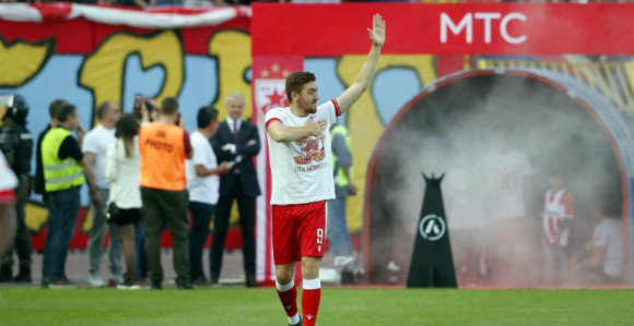 Fenerbahče nudi 4.000.000 evra za Pavkova!