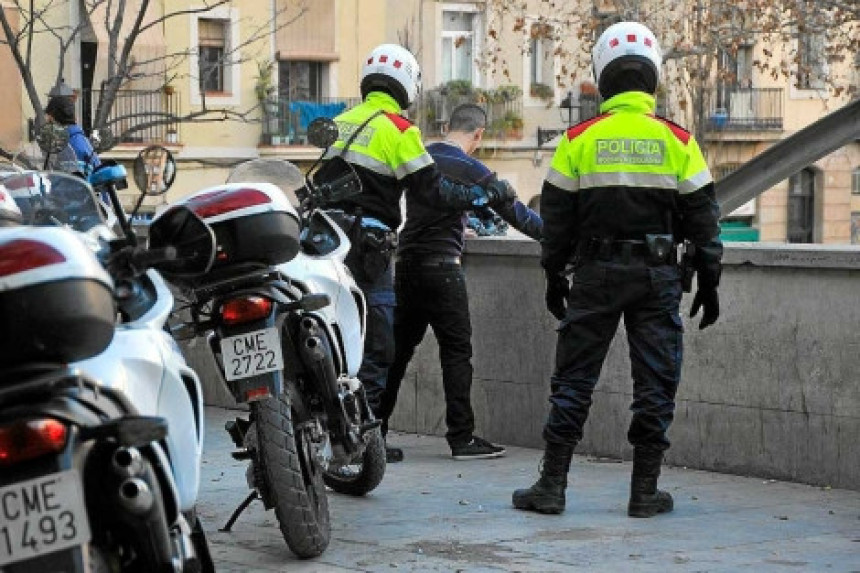 Пет Срба ухапшено у акцији три полиције