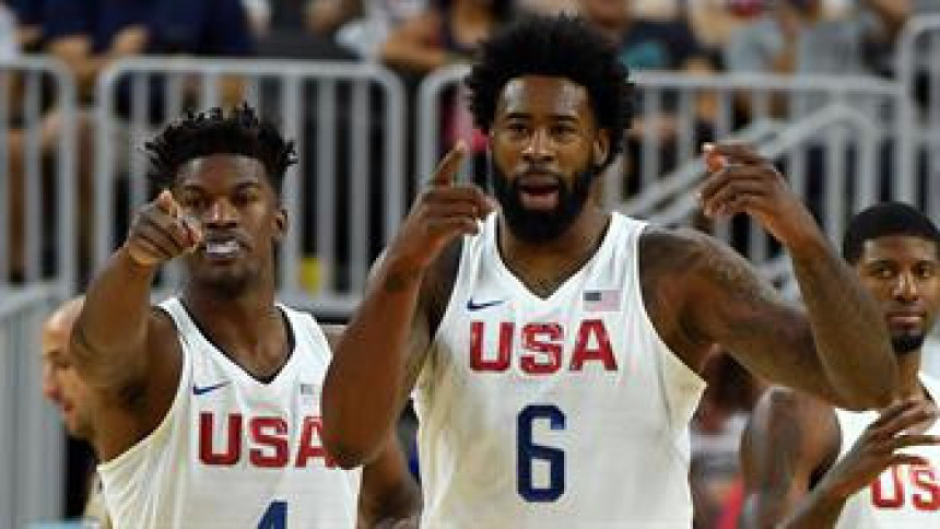 Rio - Ne uživaju svi Ameri na brodu, neki se i plaše!