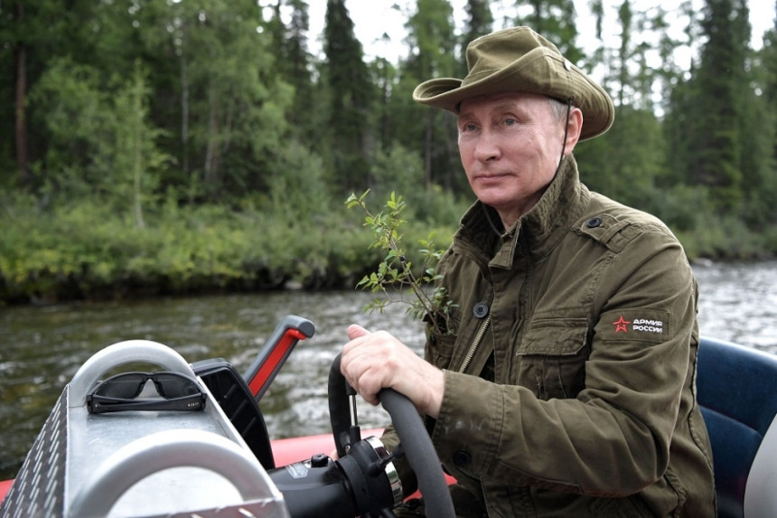 Putin odmarao na Sibirskim jezerima