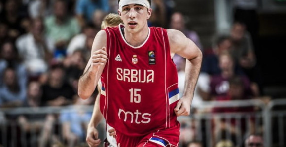 Pecarski MVP EP-a, Petrušev u petorci!