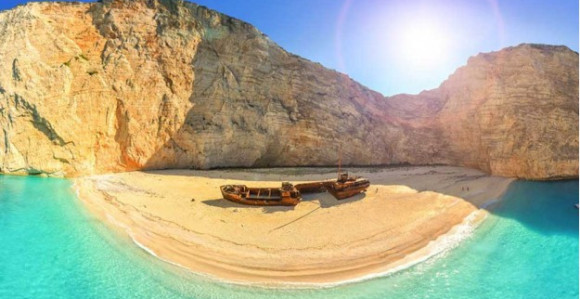 Mladići iz Srbije krali na Zakintosu