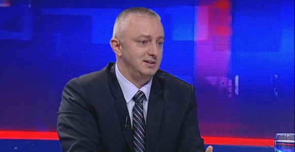 ''Drago mi je da je Dodik prihvatio NATO put"