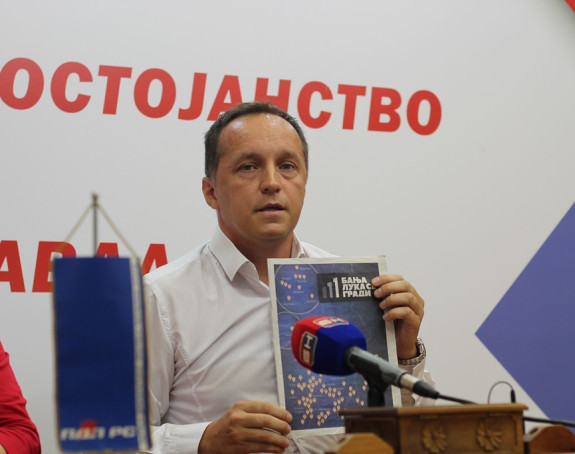 Ванредна сједница о афери "Пирален"