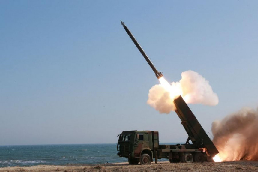 Sjeverna Koreja jutros ispalila tri rakete