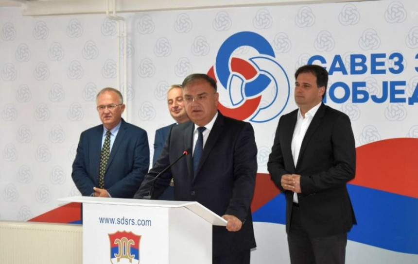 Ko je izdao pasoš Keljmendiju? 