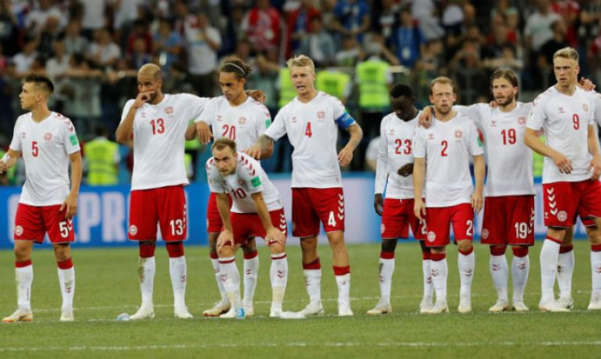 Прича: Гадафи, Данска и Хyгге...