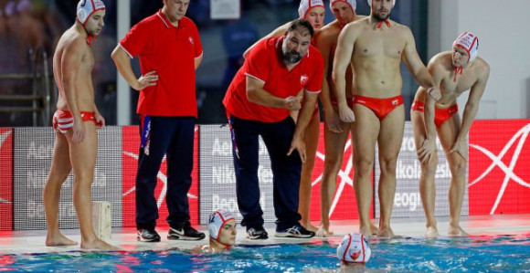 ЛШ: Не баш лака група за Звезду!