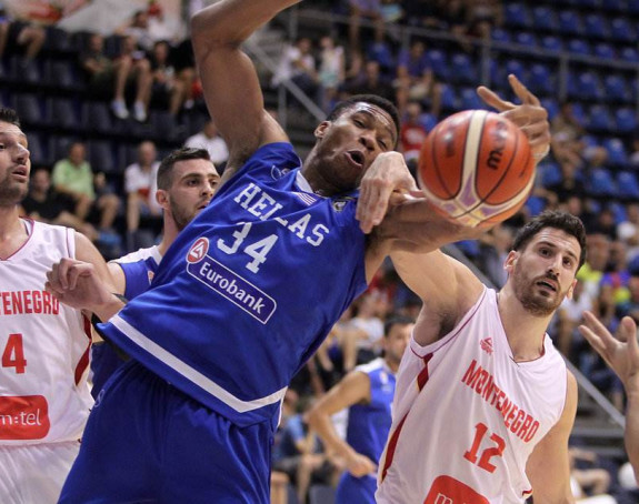 SP: Grci se provukli, Ameri razneli Japan! I još...