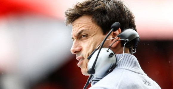 F1 - Smućkaj, pa prospi: Volf izbjegava odgovornost!
