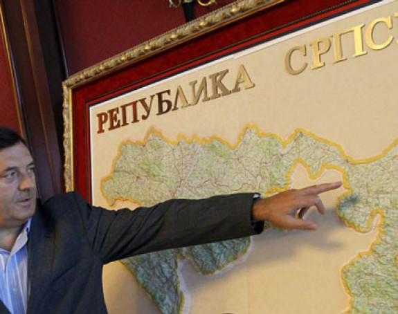 Rusija podržava, Amerika osuđuje!