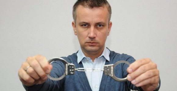 Podržimo borbu Adama Šukala!