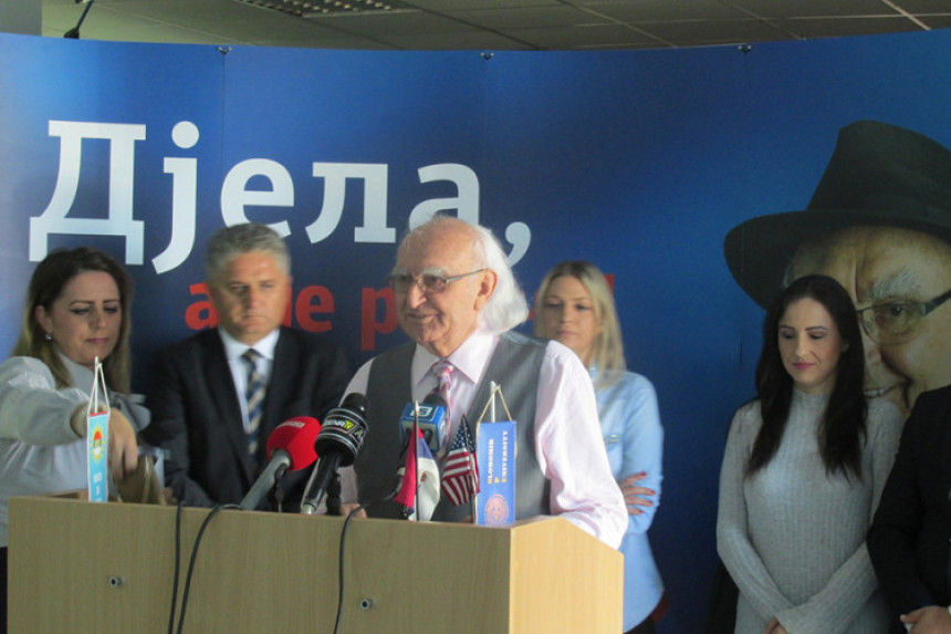 Павловић одустао, подржао Жељку