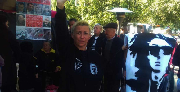 Pritisci: Danijela ostala bez posla!