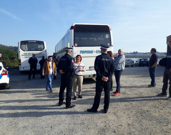 Građani idu na skup u Banjaluku