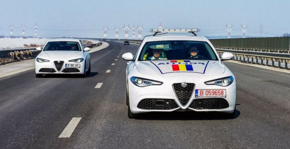 U sudaru kamiona i minibusa desetero mrtvih