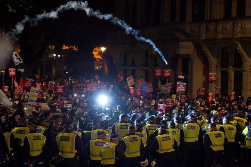 Veliki protestni marš: Anonimusi na ulicama