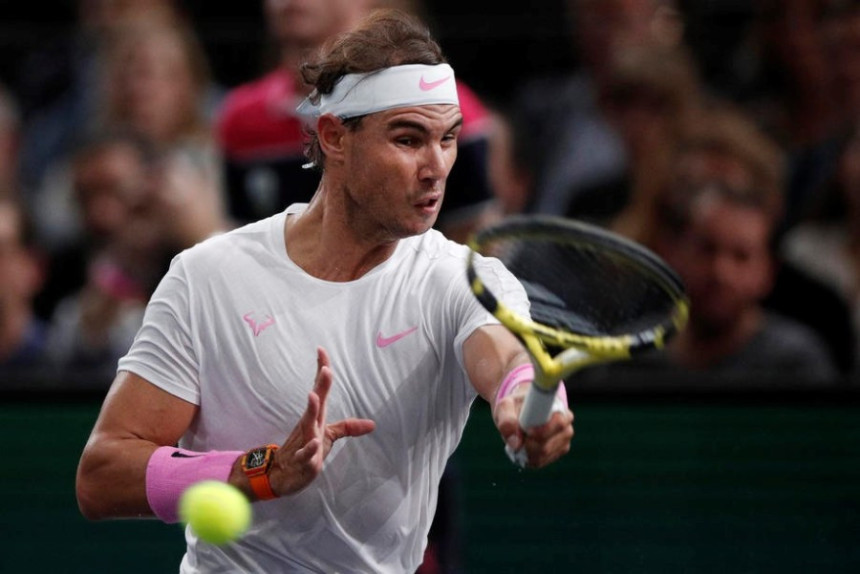 Nadal ipak putuje u London