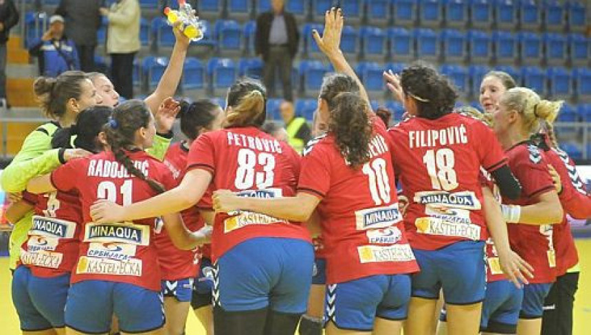 СП: Бод за Српкиње на старту против Црногорки!