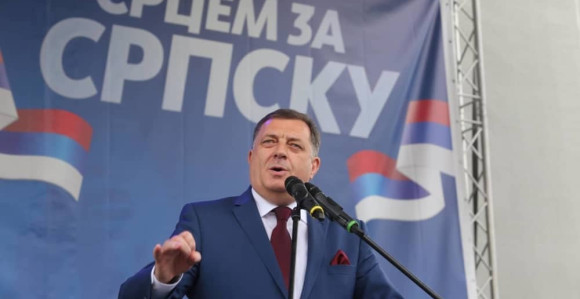 Šta se krije iza Dodikovog udara na Ustavni sud?