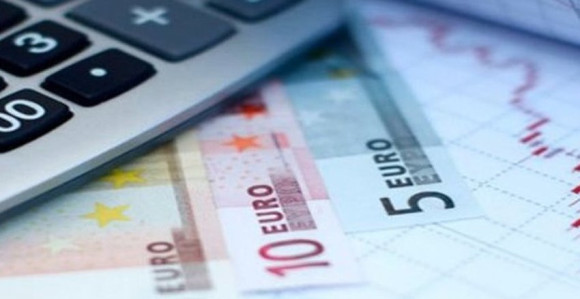 Posljedice: Evro pao u odnosu na dolar!