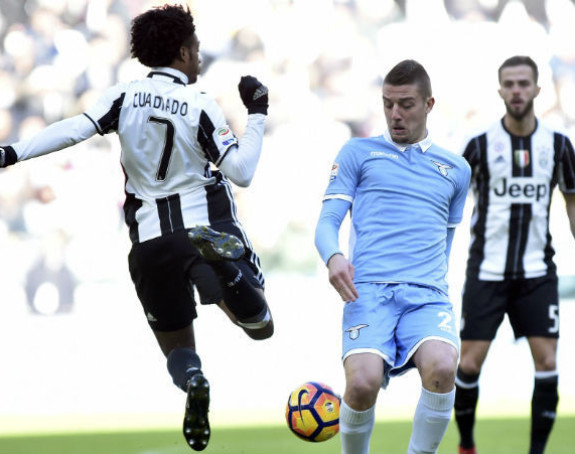 Šamar Juveu iz Lacija: Nemate vi te pare za Sergeja!