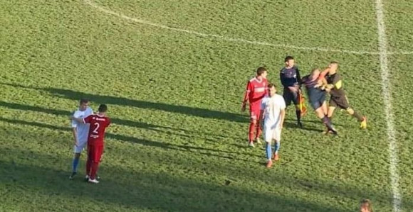 FBiH: Polugodišnje "hlađenje" zbog udaranja sudije!