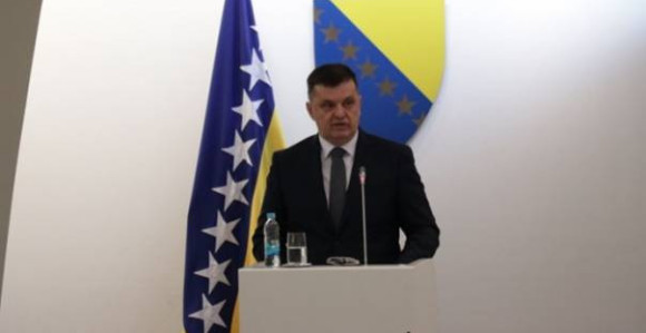 Počela sjednica, Zoran Tegeltija izlaže ekspoze