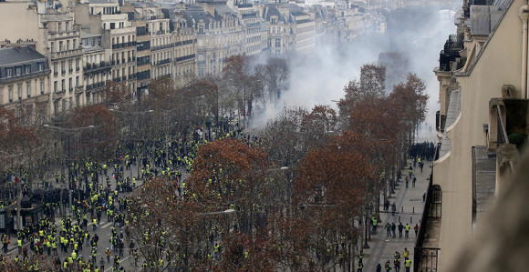 Француска данас у блокади због највећег штрајка