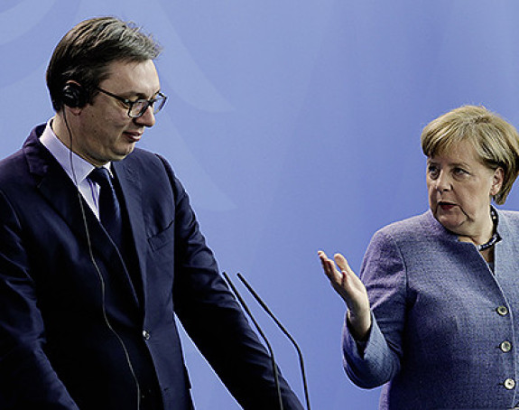 Ангела Меркел позвала Вучића да посјети Берлин