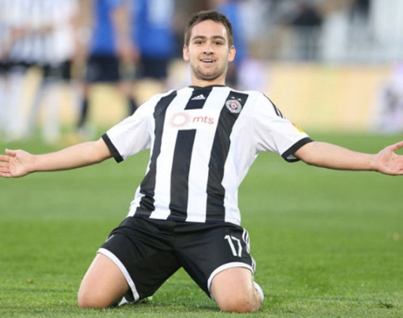 Hurijet tvrdi: Galatasaraj ušao u trku za Živkovića!