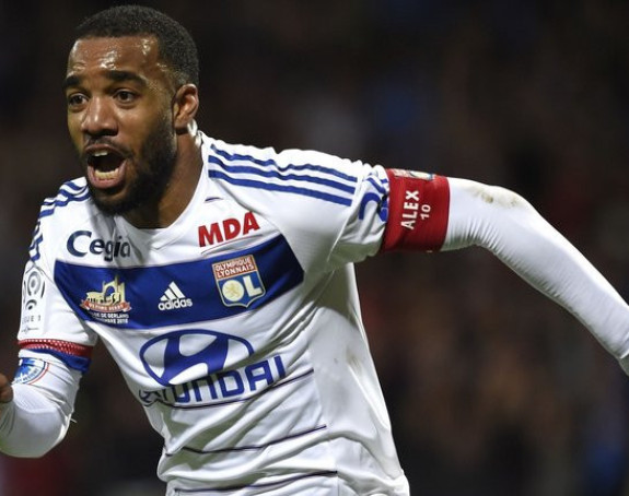 Шта ће бити са Митром?! Њукасл доводи Лаказета?!