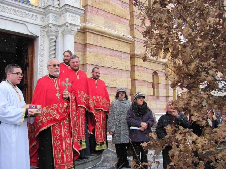 Badnjak u hramu Hrista Spasitelja