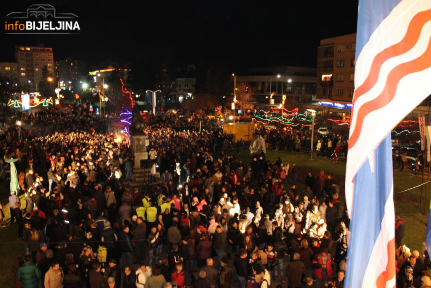 Bijeljina: Paljenje badnjaka u 17:30