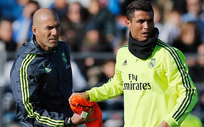 Zidan: Ronaldu ne smeta kada ne igra!