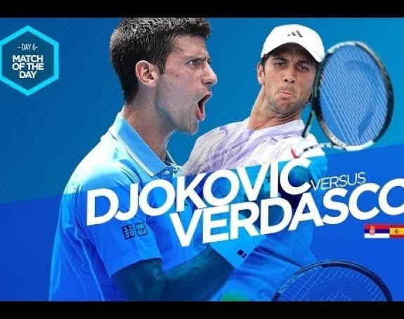 Novak spasio pet meč lopti za finale!