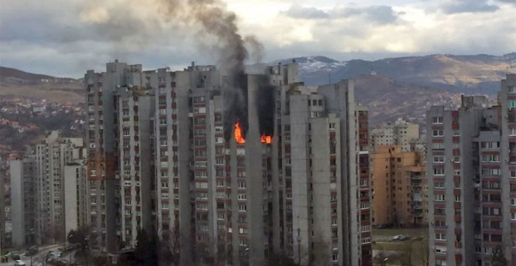 Dvoje mrtvih i osam povrijeđenih