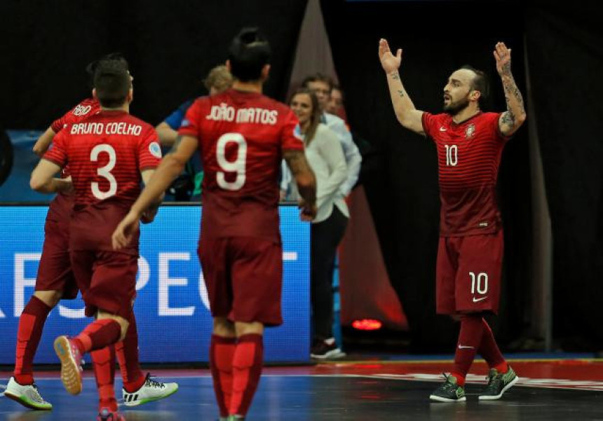 EP: "Maradona futsala" za 8:1 u "ravnopravnom" meču!