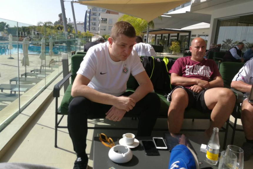 Intervju: Vazura o svemu, pa i povratku Leonarda u Partizan!