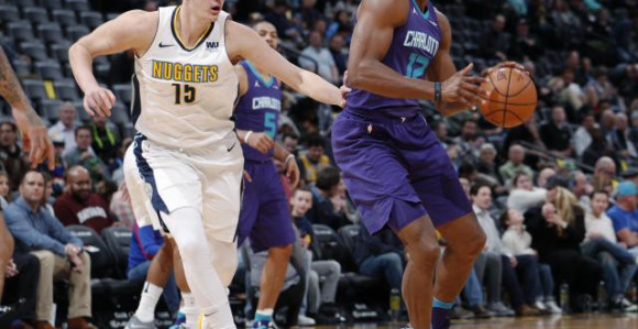 Video: Jokić vs Hauard - duel koji nije razočarao!