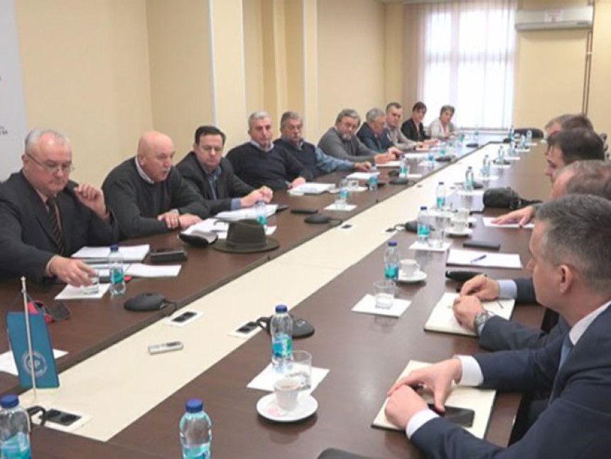 Nema dogovora sa poslodavcima