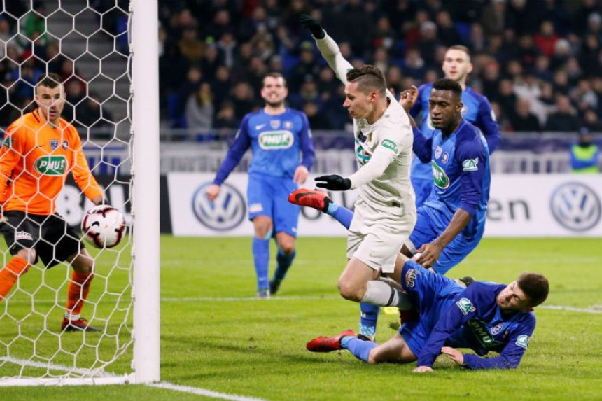 ФРА - Куп: ПСЖ једва избацио трећелигаша!