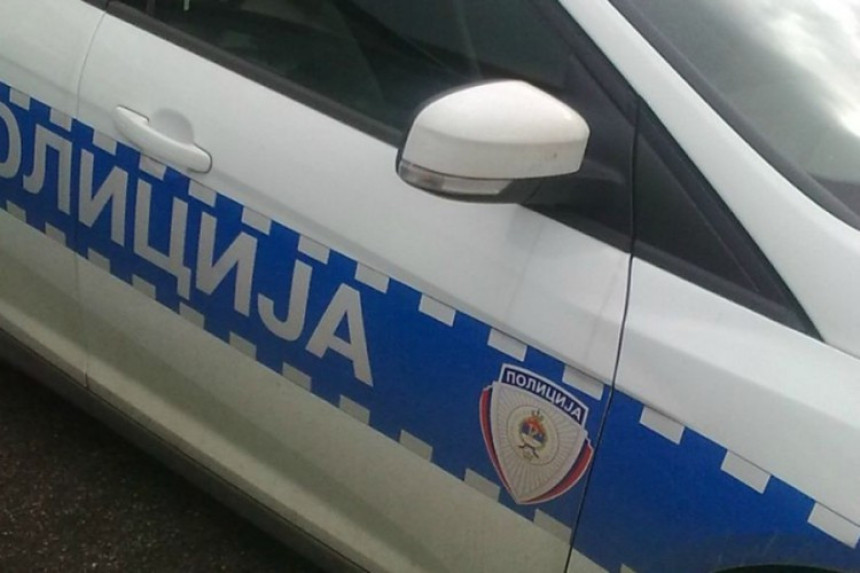 Zvornik: Autom udario staricu