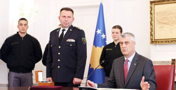 Američka oprema za vojnike Kosova