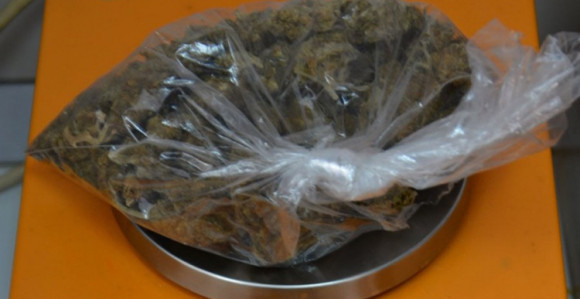 Kod maloljetnika paketi marihuane