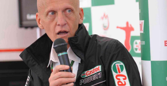 Колина забринут због видео технологије!