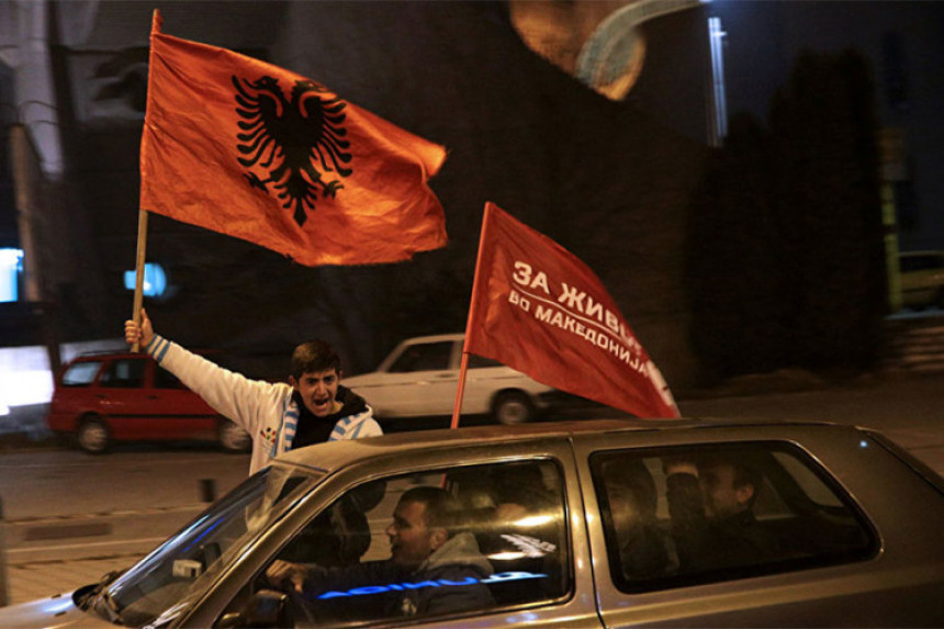 Skoplje na korak od državnog udara