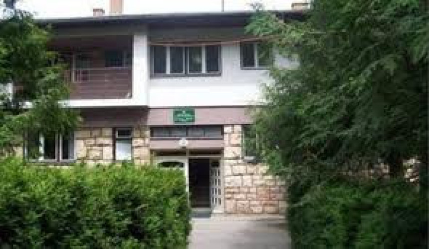 Borba unutar SNSD za mjesto direktora 