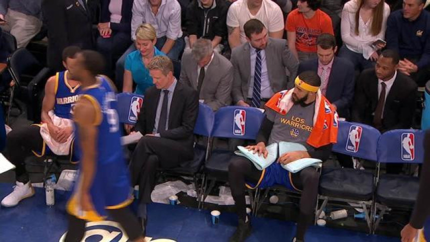 Video - Sjajan govor Stiva Kera: Kari, sine, nastavi tako!