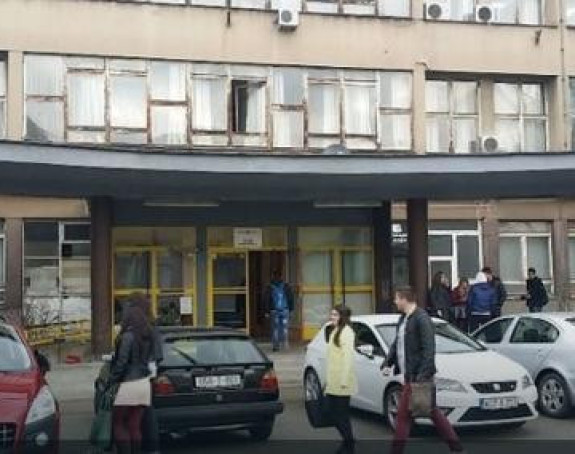 Tuzla: Profesori se potukli zbog fotelja